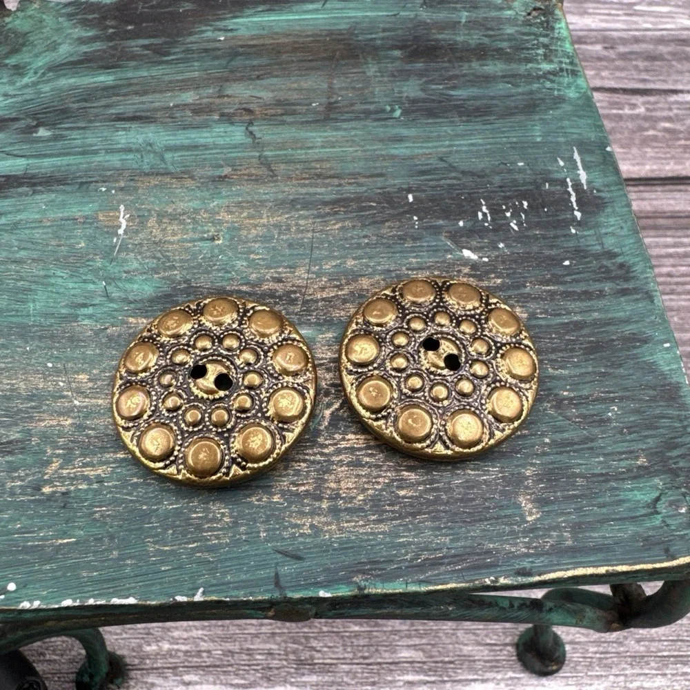 Vintage Gold Tone Buttons Beaded Texture Flat Sewing  Large Coat Craft 1940's